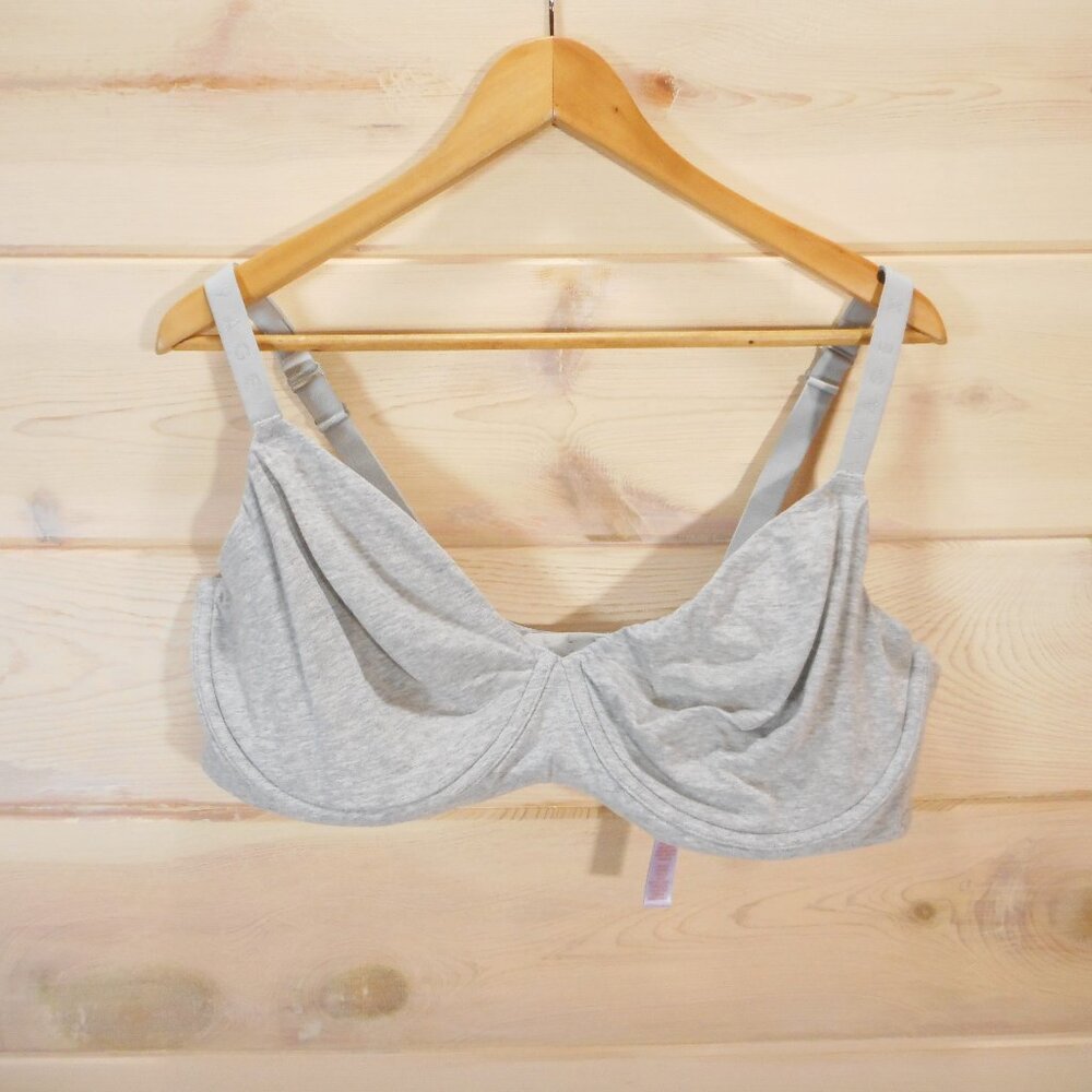 Savage x Fenty Women's 44DD Mesh Lined T-Shirt Bra Gray Underwire Back-Closure